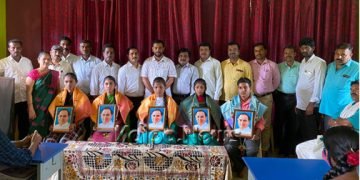 ರಾಜೀವ್ ಗಾಂಧಿ ಹುಟ್ಟು ಹಬ್ಬದ ಅಂಗವಾಗಿ ಎಸ್‌ಎಸ್‌ಎಲ್‌ಸಿ ಮಕ್ಕಳಿಗೆ ಸನ್ಮಾನ…