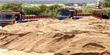 ಆಕ್ರಮ ಮರಳು ಸಾಗಾಟ ಮಾಡುವವರ ವಿರುದ್ಧ ನಿರ್ದಾಕ್ಷಿಣ್ಯ ಕ್ರಮ