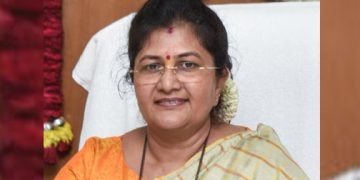 ಮುಜರಾಯಿ ಇಲಾಖೆಯ ಅರ್ಚಕರು ಹಾಗೂ ದೇವಾಲಯ ನೌಕರರಿಗೆ ಆರೋಗ್ಯ ವಿಮೆ: ಶಶಿಕಲಾ ಜೊಲ್ಲೆ