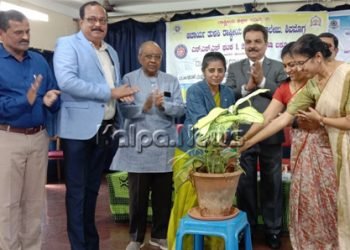 ಅಗತ್ಯಕ್ಕೆ ಅನುಗುಣವಾಗಿ ಮಾತ್ರ ಮೊಬೈಲ್ ಬಳಕೆ ಮಾಡಿ: ನ್ಯಾ. ಮುಸ್ತಫಾ ಹುಸೇನ್  ಕಿವಿಮಾತು