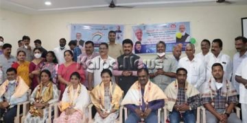 ದೇಶದಲ್ಲಿ 100 ಕೋಟಿ ಡೋಸ್ ಲಸಿಕೆ ಪೂರ್ಣ ಹಿನ್ನೆಲೆ: ಶಿರಾಳಕೊಪ್ಪ ಆರೋಗ್ಯ ಸಿಬ್ಬಂದಿಗಳಿಗೆ ಅಭಿನಂದನೆ