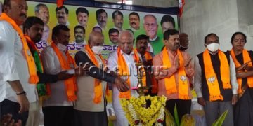 ಪರಿಷತ್ ಚುನಾವಣೆ: ಹೊನ್ನಾಳಿ – ನ್ಯಾಮತಿ ತಾಲ್ಲೂಕುಗಳ ಪ್ರಚಾರ ಸಭೆಗೆ ಬಿಎಸ್‌ವೈ ಚಾಲನೆ
