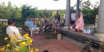 ಅರಣ್ಯ ನಾಶ ತಡೆಗಟ್ಟಿ ಕೃಷಿ ಸಂಪತ್ತು ವೃದ್ಧಿಸಿಕೊಳ್ಳುವಂತೆ ಜನತೆಗೆ ಅಶೀಸರ ಸಲಹೆ