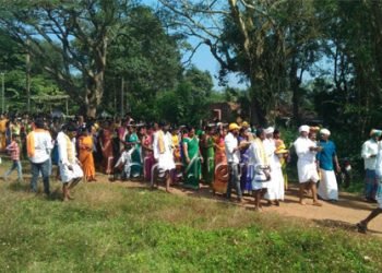 ಸೊರಬದ ಯಲಸಿ ಗ್ರಾಮದಲ್ಲಿ ಗುಂಡಶೆಟ್ಟಿಕೊಪ್ಪ ಗ್ರಾಮಸ್ಥರಿಂದ ಮಾರಿ ಜಾತ್ರೆ ಆಚರಣೆ