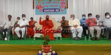 ಚಳ್ಳಕೆರೆ: ವಾಲ್ಮೀಕಿ ಜಾತ್ರೆಗೆ ಉತ್ತಮ ಪ್ರೋತ್ಸಾಹ ನೀಡುವಂತೆ ಪ್ರಸನ್ನಾನಂದಪುರಿ ಸ್ವಾಮೀಜಿ ಕರೆ