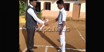 ಗಣರಾಜ್ಯೋತ್ಸವದಂದು ಅಪರೂಪದ ಕ್ಷಣಕ್ಕೆ ಸಾಕ್ಷಿಯಾಯಿತು ಶಿಕಾರಿಪುರದ ಈ ಶಾಲೆ!