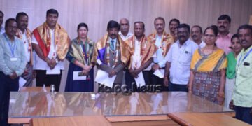 ಕುವೆಂಪು ವಿವಿ ಅರ್ಹ ಬೋಧಕೇತರ ಸಿಬ್ಬಂದಿಗೆ ಮುಂಬಡ್ತಿ: ಅಧಿಕಾರಿಗಳು, ಸಿಂಡಿಕೇಟ್ ಸದಸ್ಯರಿಗೆ ಸನ್ಮಾನ