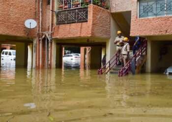 ಮಳೆಯಿಂದಾಗಿ ಬೆಂಗಳೂರಿನಲ್ಲಿ ಎಷ್ಟು ಮನೆ ಹಾನಿಯಾಗಿದೆ? ಪರಿಹಾರದ ಕಥೆಯೇನು? ಇಲ್ಲಿದೆ ಮಾಹಿತಿ