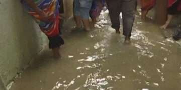 ಭಾರೀ ಮಳೆಗೆ ಚಿಕ್ಕಮಗಳೂರಿನಲ್ಲಿ ಒಡೆದ ಕೆರೆ ಕಟ್ಟೆ: ಬಡಾವಣೆ ಜಲಾವೃತ