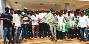 ಬಿಜೆಪಿ, ಕಾಂಗ್ರೆಸ್ ತೊರೆದು ಶಾಸಕ ಬಂಡೆಪ್ಪ ಖಾಶೆಂಪುರ್ ನೇತೃತ್ವದಲ್ಲಿ ಜೆಡಿಎಸ್ ಸೇರಿದ ಕಾರ್ಯಕರ್ತರು