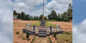 ವಿನೂತನ ಧ್ವಜಕಟ್ಟೆ ನಿರ್ಮಿಸಿ ಮಾದರಿಯಾದ ಸೊರಬದ ಕೆರೆಹಳ್ಳಿ ಶಾಲೆ ಹಳೇ ವಿದ್ಯಾರ್ಥಿಗಳು