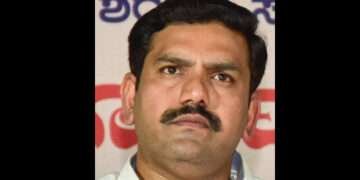 ಮಾಜಿ ಮುಖ್ಯಮಂತ್ರಿ ಸಿದ್ಧರಾಮಯ್ಯ ಜವಾಬ್ಧಾರಿ ಅರಿತು ಮಾತನಾಡಬೇಕು: ವಿಜಯೇಂದ್ರ ಹೇಳಿಕೆ