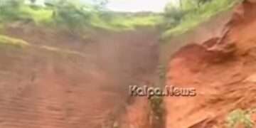 ಉತ್ತರ ಕನ್ನಡದ ಮುಟ್ಟಳ್ಳಿಯಲ್ಲಿ ಗುಡ್ಡ ಕುಸಿತ: 10 ಮನೆ ಸ್ಥಳಾಂತರ