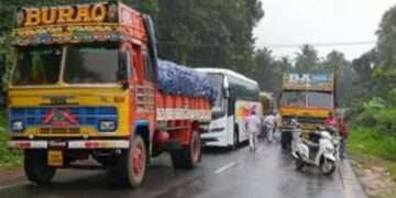 ಮಡಿಕೇರಿ: ಬೆಟ್ಟಗೇರಿ-ನಾಪೋಕ್ಲು ರಸ್ತೆಯಲ್ಲಿ ಭಾರಿ ವಾಹನ ಸಂಚಾರ ನಿಷೇಧ, ಇಲ್ಲಿದೆ ಪರ್ಯಾಯ ಮಾರ್ಗ