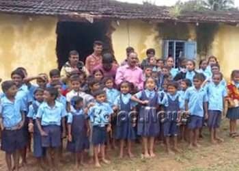 ಶಾಲೆ ಗೋಡೆ ಕುಸಿತ: ನೂತನ ಕಟ್ಟಡ ಮಂಜೂರಾತಿಗೆ ಸ್ಥಳೀಯರ ಆಗ್ರಹ