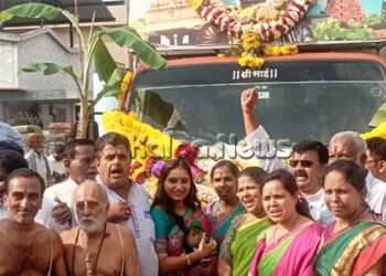 ಭದ್ರಾವತಿ: ಕೆಂಪೇಗೌಡ ರಥಕ್ಕೆ ಪೂರ್ಣ ಕುಂಭದೊಂದಿಗೆ ಭವ್ಯ ಸ್ವಾಗತ
