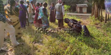 ಶಿರಾಳಕೊಪ್ಪ ಬಳಿ ಸ್ಕಿಡ್ ಆಗಿ ರಸ್ತೆ ಬದಿಗೆ ಹಾರಿದ ಬೈಕ್: ಯುವಕ ಗಂಭೀರ