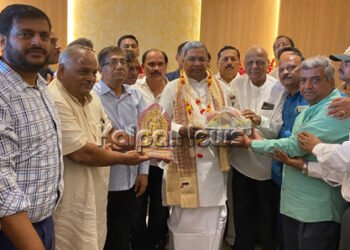 ಶಿವಮೊಗ್ಗ ವೀರಶೈವ ಸಮಾಜದ ವತಿಯಿಂದ ಮಾಜಿ ಸಿಎಂ ಸಿದ್ಧರಾಮಯ್ಯರಿಗೆ ಅಭಿನಂದನೆ