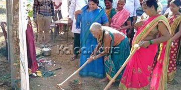 ಪದ್ಮಶ್ರೀ ಪುರಸ್ಕೃತೆ ತುಳಸಿ ಗೌಡರ ಮನೆಗೆ ತಲುಪುವ ರಸ್ತೆಯ ಕಾಲುಸಂಕ ಕಾಮಗಾರಿಗೆ ಭೂಮಿ ಪೂಜೆ