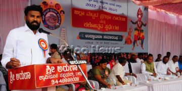 ಮಕ್ಕಳಿಗೆ ಗುಣಾತ್ಮಕ ಶಿಕ್ಷಣ ನೀಡಿ ಉತ್ತಮ ಫಲಿತಾಂಶ ಗಳಿಸಲು ಶ್ರಮಿಸಿ: ಸಚಿವ ಶ್ರೀರಾಮುಲು ಕರೆ