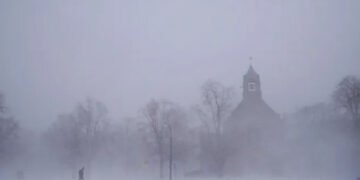 ವೀಡಿಯೋ ನೋಡಿ: ಅಮೆರಿಕಾದಲ್ಲಿ ಭೀಕರ ಚಳಿ ಚಂಡಮಾರುತ, 39 ಮಂದಿ ಬಲಿ