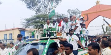 ಪಂಚರತ್ನ ರಥಯಾತ್ರೆಗೆ ಬೃಹತ್ ಜನ ಬೆಂಬಲ: ಹೆಚ್ಡಿಕೆ, ಖಾಶೆಂಪುರ್ ಅವರಿಗೆ ಅದ್ದೂರಿ ಸ್ವಾಗತ