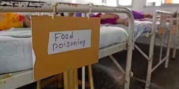 ಊಟ ಸೇವಿಸಿ ಅಸ್ವಸ್ಥಗೊಂಡ ಖಾಸಗಿ ಹಾಸ್ಟೆಲ್ ವಿದ್ಯಾರ್ಥಿನಿಯರು ಆಸ್ಪತ್ರೆಗೆ ದಾಖಲು