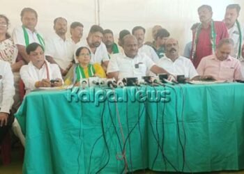 ಬಿಜೆಪಿಯಲ್ಲಿ ಹೆಗ್ಗಣ ಬಿದ್ದಿದೆ ವಾಸನೆ ತೆಗೆಯಲಿ, ಕಾಂಗ್ರೆಸ್ ಈ ಬಾರಿ ಟೆಂಟ್ ಕೀಳುವುದು ನಿಶ್ಚಿತ: ಎಚ್’ಡಿಕೆ ಲೇವಡಿ