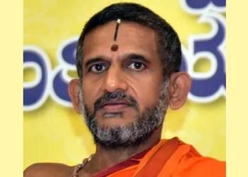 ವಿಐಎಸ್‌ಎಲ್ ಕಾರ್ಮಿಕರ ಅನಿರ್ಧಿಷ್ಟಾವಧಿ ಹೋರಾಟಕ್ಕೆ ಪೇಜಾವರ ಶ್ರೀ ಬೆಂಬಲ