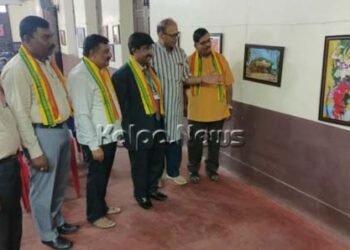 ಏಕವ್ಯಕ್ತಿ ಚಿತ್ರಕಲಾ ಪ್ರದರ್ಶನಕ್ಕೆ ಕುವೆಂಪು ವಿವಿ ಕುಲಪತಿ ಡಾ. ವೀರಭದ್ರಪ್ಪ ಚಾಲನೆ