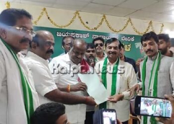 ಜೆಡಿಎಸ್ ಬಿ ಫಾರಂ ಪಡೆದ ಆಯನೂರು ಮಂಜುನಾಥ್: ಚುನಾವಣೆಗೆ ಸ್ಪರ್ಧೆ