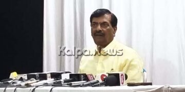 ಈಶ್ವರಪ್ಪ ವಿರುದ್ಧ ಆಯನೂರು ವಾಗ್ದಾಳಿ | ಬಿಜೆಪಿ ತ್ಯಜಿಸುತ್ತಾರಾ? | ವಿಧಾನಸಭೆ ಸ್ಪರ್ಧೆ ಬಗ್ಗೆ ಹೇಳಿದ್ದೇನು?