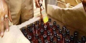 ಅಬಕಾರಿ ಇಲಾಖೆ ಕಾರ್ಯಾಚರಣೆ: 31ಲಕ್ಷ ರೂ. ಮೌಲ್ಯದ ಮದ್ಯ ವಶಕ್ಕೆ