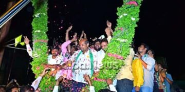 ಐತಿಹಾಸಿಕ ಮತಯಾಚನಾ ಯಾತ್ರೆಗೆ ಸಾಕ್ಷಿಯಾದ ಕಮಠಾಣಾ: ಶಾಸಕ ಬಂಡೆಪ್ಪ ಖಾಶೆಂಪುರ್ ರವರಿಗೆ ಬೃಹತ್ ಜನಬೆಂಬಲ
