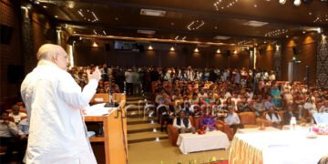 Amit Shah Ridicules Opposition Meet, says Modi will become PM Again with 300 Seats