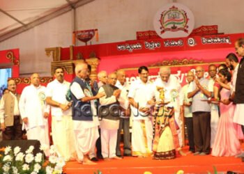 ನೈತಿಕ ಮೌಲ್ಯಗಳು ಶಿಕ್ಷಣದ ಅವಿಭಾಜ್ಯ ಅಂಗವಾಗಬೇಕಿದೆ: ಡಾ. ವೀರೇಂದ್ರ ಹೆಗಡೆ ಅಭಿಪ್ರಾಯ