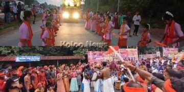 ದಕ್ಷಿಣ ಕನ್ನಡ | ಗಣೇಶ ಶೋಭಾಯಾತ್ರೆಗೆ ಶಾಸ್ತಾರ ಕುಣಿತ ಭಜನೆಯ ರಂಗು