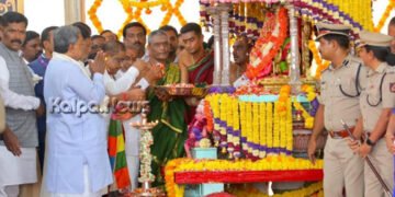 ಮೈಸೂರು ದಸರಾ ಜೀವಂತ ಮಹಾಕಾವ್ಯ: ನಾದಬ್ರಹ್ಮ ಹಂಸಲೇಖ ಬಣ್ಣನೆ