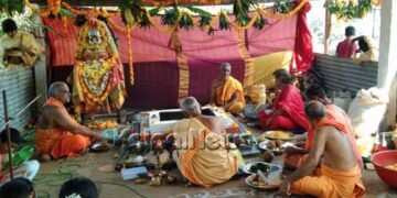 ಶರನ್ನವರಾತ್ರಿ ಹಿನ್ನೆಲೆ: ಶ್ರೀ ರೇಣುಕಾಂಬ ದೇವಸ್ಥಾನದಲ್ಲಿ ವಿಶೇಷ ಪೂಜೆ ಸಲ್ಲಿಕೆ