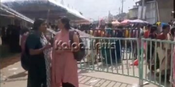 ಹಾಸನಾಂಬ ದರ್ಶನಕ್ಕೆ ನಿಂತಿದ್ದ ಸರತಿ ಸಾಲಿನಲ್ಲಿ ಕರೆಂಟ್ ಶಾಕ್? 17 ಮಂದಿ ಆಸ್ಪತ್ರೆಗೆ ದಾಖಲು