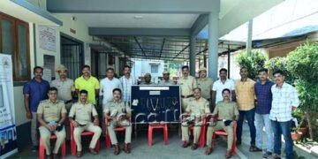 ಕಾರವಾರ ಪೊಲೀಸರ ಬೇಟೆ: 8 ಲಕ್ಷ ರೂ. ಮೌಲ್ಯದ ಚಿನ್ನದ ಜೊತೆ ಅಂತಾರಾಜ್ಯ ಕಳ್ಳರ ಬಂಧನ