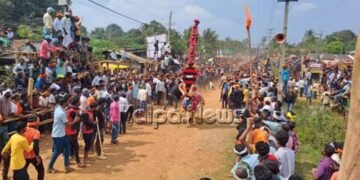 ಸೊರಬ: ಸಾರ್ವಜನಿಕರ ಮೈನವಿರೇಳಿಸಿದ ಹೋರಿ ಬೆದರಿಸುವ ಹಬ್ಬ