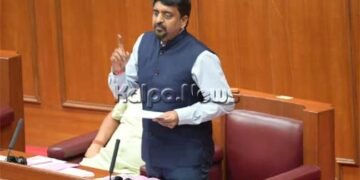 ಸ್ಮಾರ್ಟ್ ಕ್ಲಾಸ್ ಅನುದಾನ ದುರ್ಬಳಕೆ | ತಪ್ಪಿತಸ್ಥರ ವಿರುದ್ಧ ಕ್ರಮಕೈಗೊಳ್ಳಿ: ಡಿ.ಎಸ್. ಅರುಣ್ ಒತ್ತಾಯ