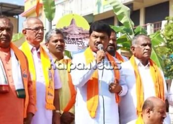 ರಾಮಲಲ್ಲಾ ಪ್ರತಿಷ್ಠಾಪನೆ ಹಿನ್ನೆಲೆ: ಸಿಹಿ ಹಂಚಿ ಸಂಭ್ರಮಾಚರಣೆ