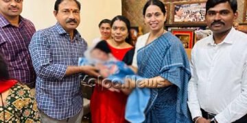 ದತ್ತು ಸ್ವೀಕಾರ: ದಂಪತಿಗೆ ಮಗು ಹಸ್ತಾಂತರಿಸಿದ ಸಚಿವೆ ಲಕ್ಷ್ಮೀ ಹೆಬ್ಬಾಳಕರ್