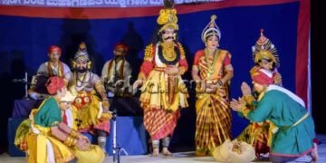 ಹೊನ್ನಾವರ | ಗಮನ ಸೆಳೆದ ಗುಣವಂತೆಯಲ್ಲಿ ನಡೆದ ಸತ್ಯಹರಿಶ್ಚಂದ್ರ ಯಕ್ಷಗಾನ ಪ್ರಸಂಗ