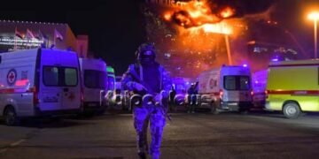 ಭಾರೀ ಉಗ್ರ ದಾಳಿ | 60ಕ್ಕೂ ಅಧಿಕ ಸಾವು | ಹೊತ್ತಿ ಉರಿದ ಮಾಸ್ಕೋ ಏರಿಯಾ | ಸಿಕ್ಕಸಿಕ್ಕವರ ಮೇಲೆ ಗುಂಡು