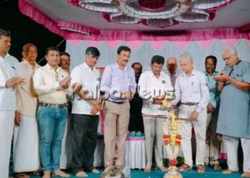 ಸಮಾಜದ ಅಂಕುಡೊಂಕುಗಳನ್ನು ತಿದ್ದಲು ನಾಟಕಗಳು ಸಹಕಾರಿ: ತಾಪಂ ಮಾಜಿ ಅಧ್ಯಕ್ಷ ಗಣಪತಿ