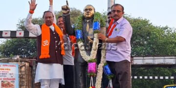 ಭದ್ರಾವತಿ | ಹಿಂದೂ ಕಾರ್ಯಕರ್ತರ ಸಮಾವೇಶ ಬೈಕ್ ರ‍್ಯಾಲಿ | ಈಶ್ವರಪ್ಪ ಭಾಗಿ | ಶಕ್ತಿ ಪ್ರದರ್ಶನ