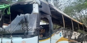 ತರೀಕೆರೆ | ತಪ್ಪಿದ ಭಾರೀ ಅನಾಹುತ | ಹೊತ್ತಿ ಉರಿದ ಐರಾವತ ಬಸ್ | ಕೂದಲೆಳೆ ಅಂತರದಲ್ಲಿ ಪ್ರಯಾಣಿಕರು ಸೇಫ್